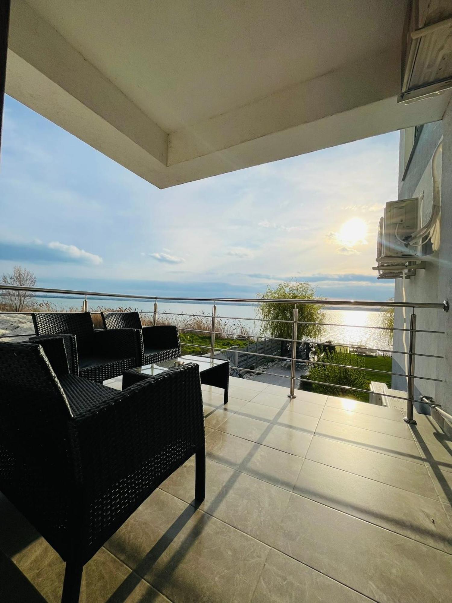 Roapart- Sunset Dream Apartament 2 Dormitoare Vedere Lac Si Parcare Mamaia Exterior foto